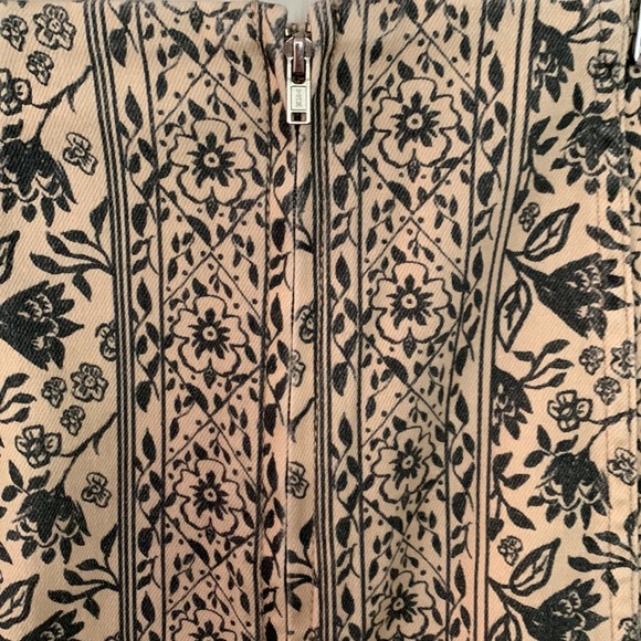 FREE PEOPLE FLORAL DENIM MINI SKIRT - Picture 4 of 8